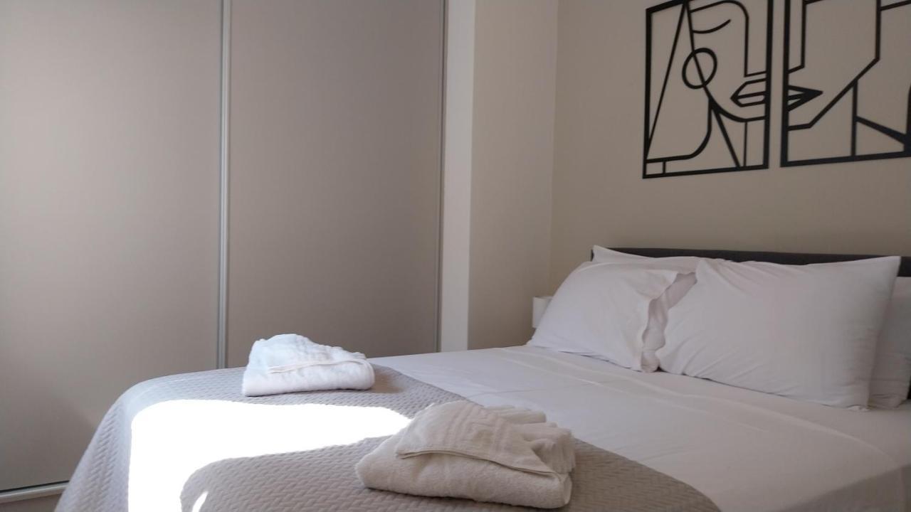 Uni Island - City Heart Suites 이라클리온 외부 사진